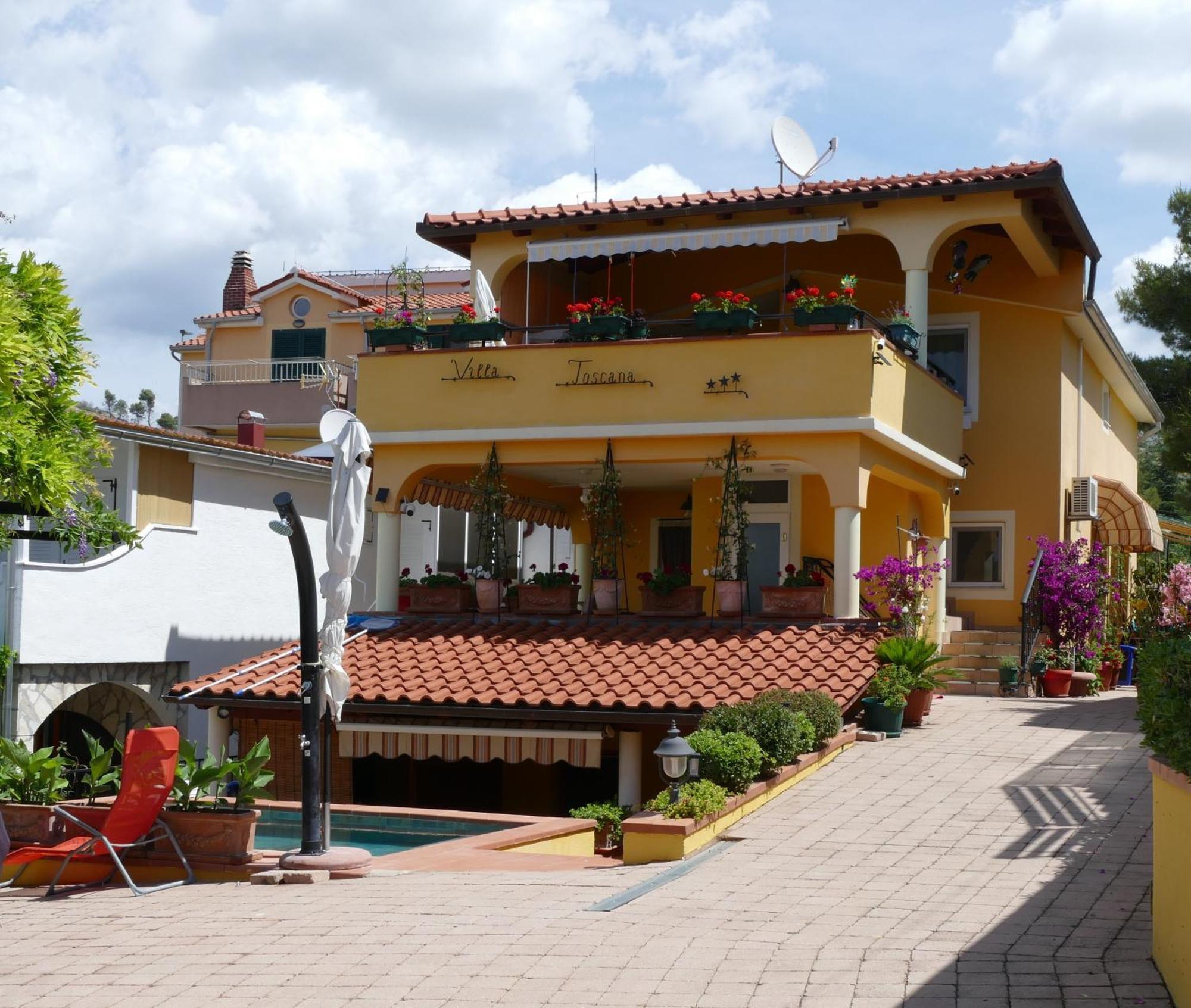 Villa Toscana 자보리치 외부 사진